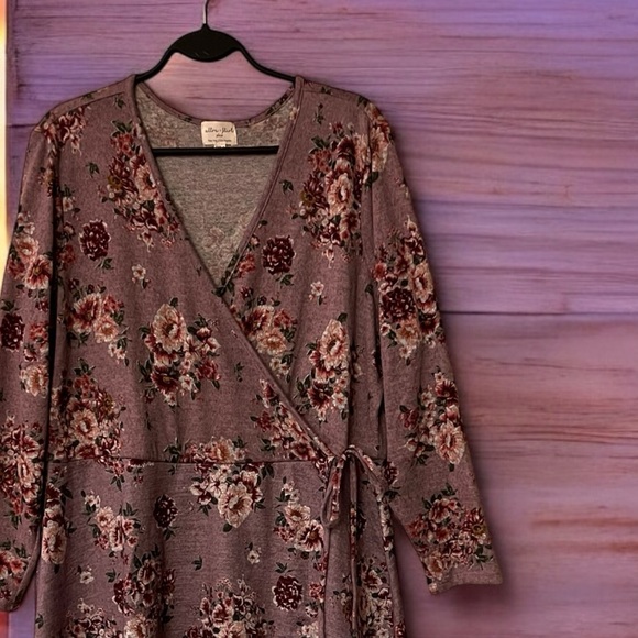 Ultra Flirt Plus Heather Light Purple Floral Print Knit Dress - Picture 3 of 16